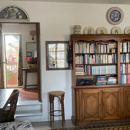 Attico In Piazza Santa Croce Apartment Florence Ngoại thất bức ảnh